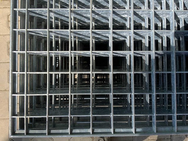 Stalen roostervloer 1400x880mm (25x) - afbeelding 7 van  7