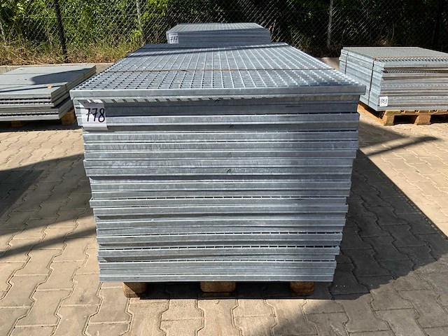 Stalen roostervloer 1400x880mm (25x) - afbeelding 3 van  5