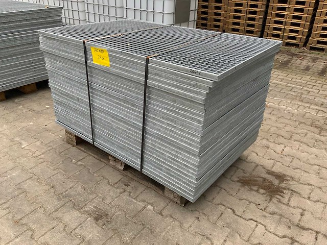 Stalen roostervloer 1400x880mm (26x) - afbeelding 1 van  1
