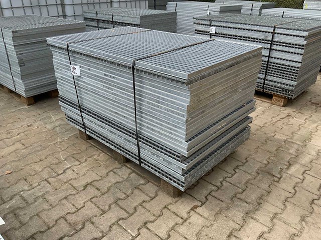 Stalen roostervloer 1400x880mm (26x) - afbeelding 1 van  7