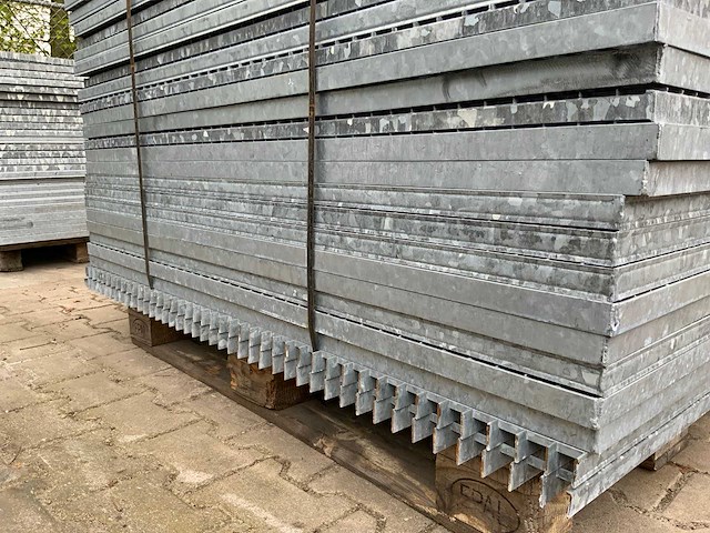 Stalen roostervloer 1400x880mm (26x) - afbeelding 6 van  6
