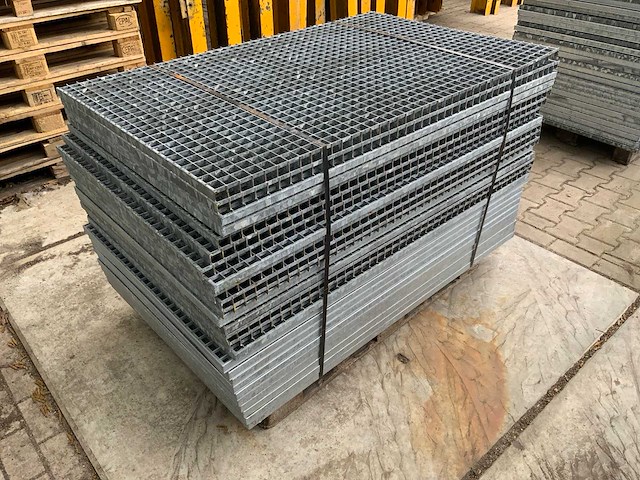 Stalen roostervloer 1400x880mm (26x) - afbeelding 7 van  7