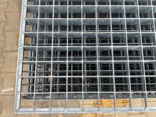 Stalen roostervloer 1400x880mm (26x) - afbeelding 5 van  7