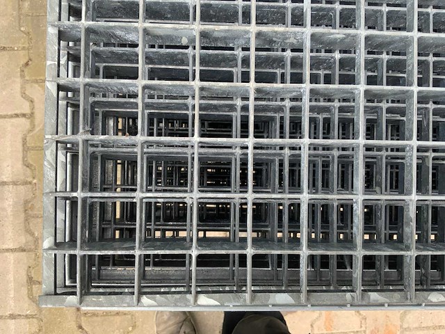 Stalen roostervloer 1400x880mm (26x) - afbeelding 5 van  5