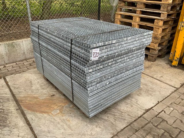 Stalen roostervloer 1400x880mm (26x) - afbeelding 1 van  7