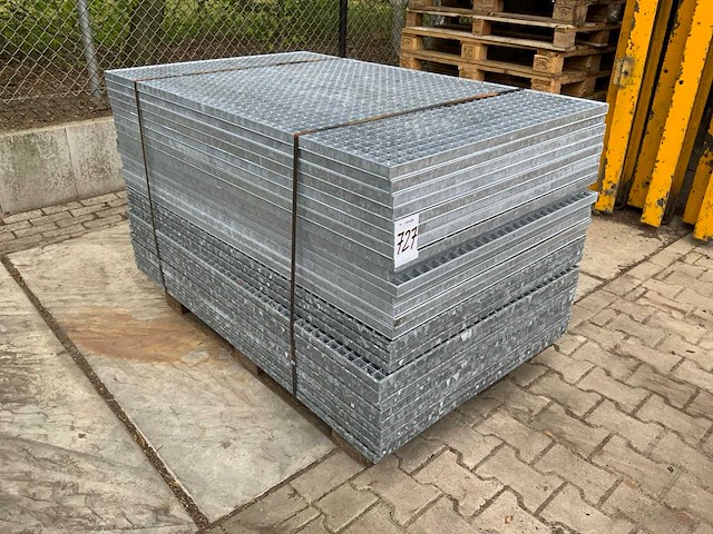 Stalen roostervloer 1400x880mm (26x) - afbeelding 1 van  6