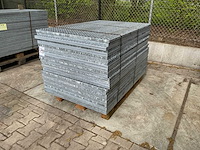 Stalen roostervloer 1400x880mm (26x) - afbeelding 1 van  4