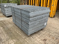 Stalen roostervloer 1400x880mm (26x) - afbeelding 1 van  7