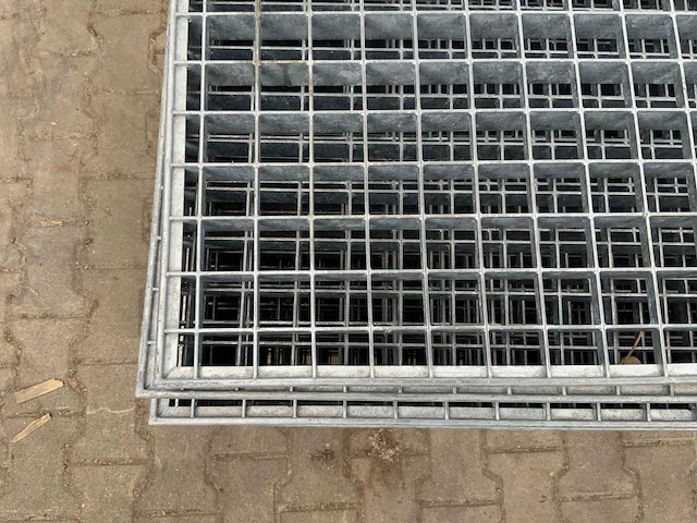Stalen roostervloer 1400x880mm (26x) - afbeelding 6 van  7