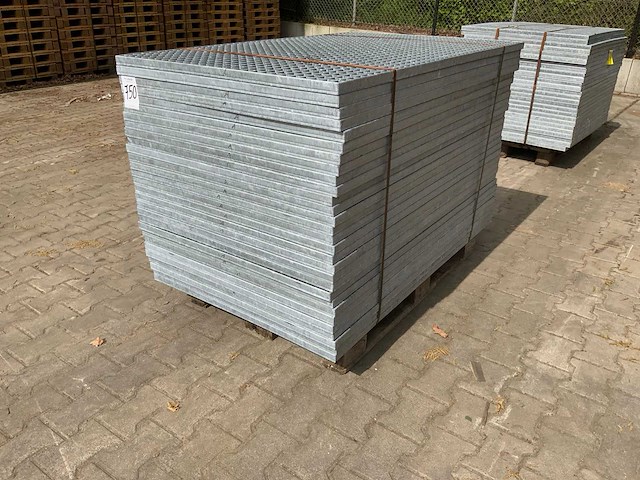Stalen roostervloer 1400x880mm (29x) - afbeelding 1 van  6
