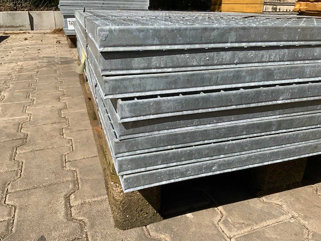 Stalen roostervloer 1400x880mm (8x) - afbeelding 6 van  6