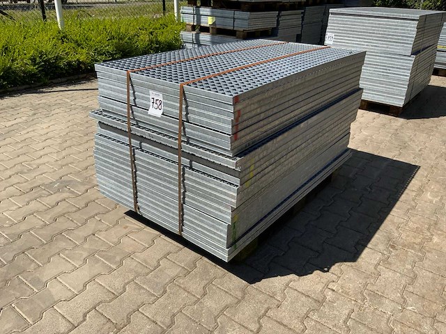 Stalen roostervloer 1400x880x30mm (24x) - afbeelding 2 van  6