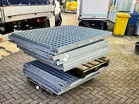 Stalen roostervloer (14x) - afbeelding 1 van  4