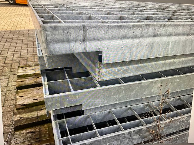 Stalen roostervloer (14x) - afbeelding 3 van  4