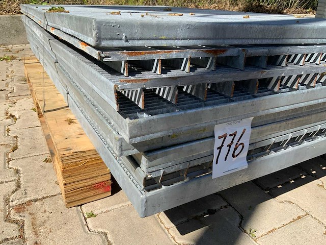 Stalen roostervloer 1680x1000mm (8x) - afbeelding 6 van  6