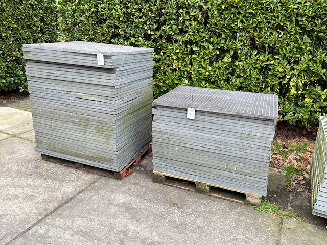 Stalen roostervloer (70x) - afbeelding 1 van  3