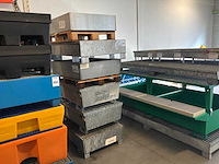 Stalen roostervloer met opvangbak (6x) - afbeelding 3 van  8