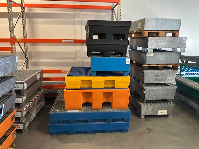 Stalen roostervloer met opvangbak (7x) - afbeelding 2 van  5