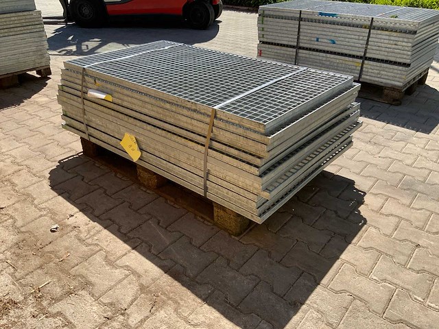 Stalen roostervloer mix 1400x880/780mm (13x) - afbeelding 3 van  7