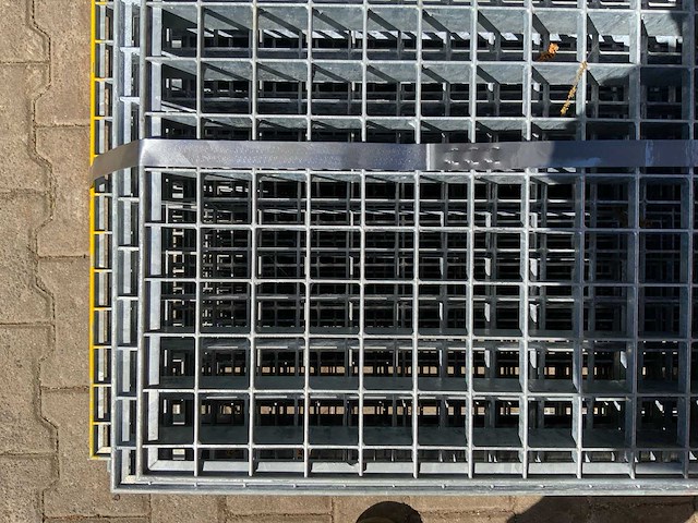 Stalen roostervloer mix 1400x880/780mm (13x) - afbeelding 7 van  7
