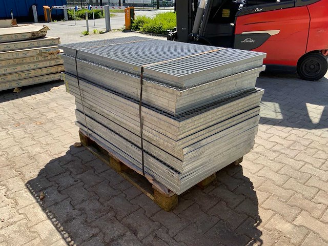 Stalen roostervloer mix 1400x880mm (20x) - afbeelding 3 van  7