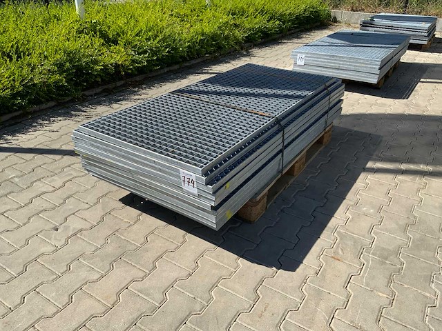 Stalen roostervloer mix 1670x780mm (10x) - afbeelding 2 van  7