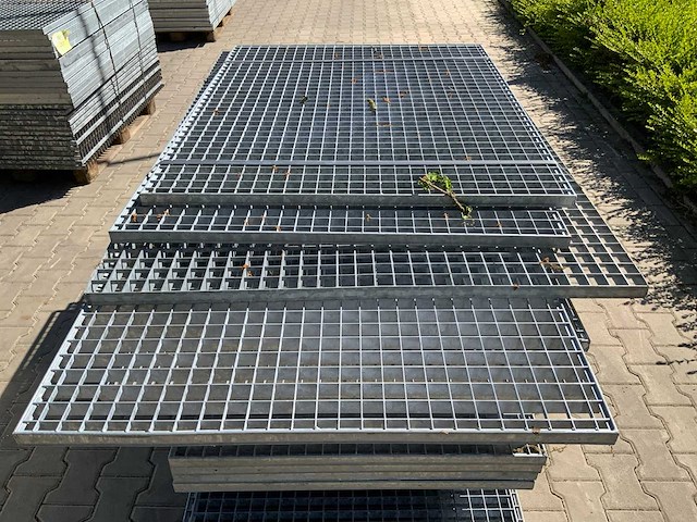Stalen roostervloer mix 1670x780mm (20x) - afbeelding 5 van  7