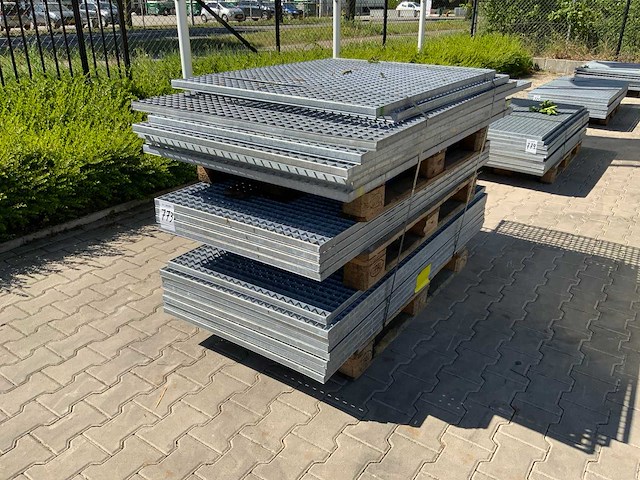 Stalen roostervloer mix 1670x780mm (20x) - afbeelding 2 van  5