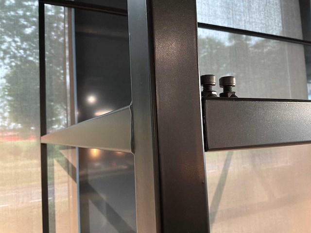 Stalen showroom kubus - afbeelding 7 van  10