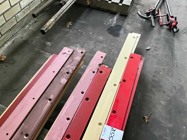 Stalen slijtstrippen - afbeelding 6 van  6