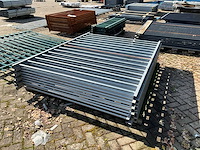 Stalen spijlenhekwerk (10x) - afbeelding 4 van  6