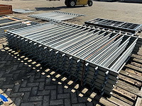 Stalen spijlenhekwerk (11x) - afbeelding 2 van  3