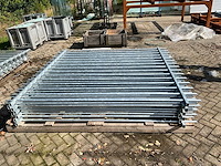 Stalen spijlenhekwerk (9x) - afbeelding 2 van  6