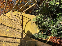 Stalen spilptrap / wenteltrap 710 cm - afbeelding 5 van  6