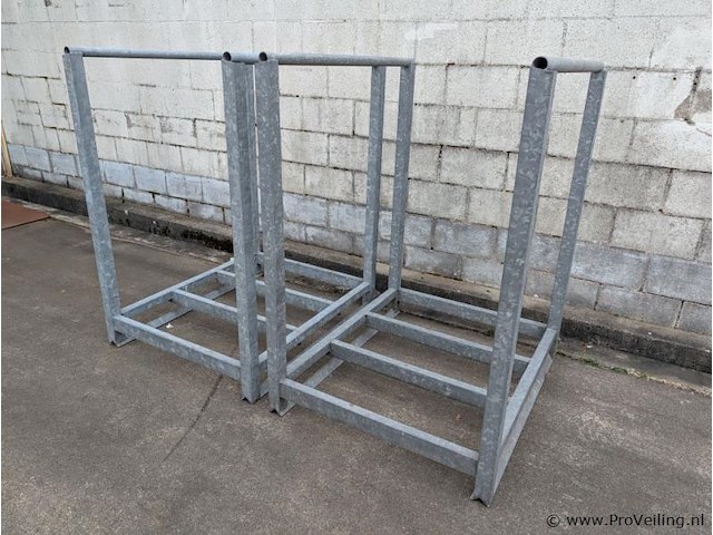 Stalen stapelbokken - aantal 2 stuks - afbeelding 1 van  2