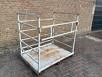 Stalen stapelkrat - afbeelding 2 van  2