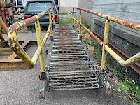 Stalen steektrap - afbeelding 3 van  4