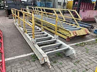 Stalen steektrap - afbeelding 2 van  4