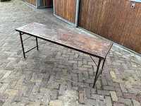 Stalen tafel - afbeelding 2 van  3