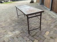 Stalen tafel - afbeelding 3 van  3