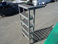 Stalen trap - afbeelding 1 van  1