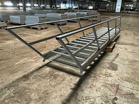 Stalen trap - afbeelding 1 van  5
