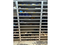 Stalen vakkenkast met elektrotechnische robotonderdelen (5x) - afbeelding 6 van  39