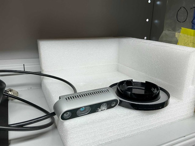 Stalen vakkenkast met elektrotechnische robotonderdelen (5x) - afbeelding 17 van  39