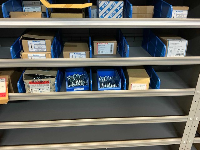 Stalen vakkenkast met fabory ringen, schroeven en bouten (7x) - afbeelding 8 van  58