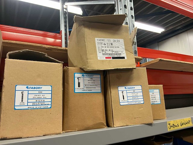 Stalen vakkenkast met fabory ringen, schroeven en bouten (7x) - afbeelding 14 van  58