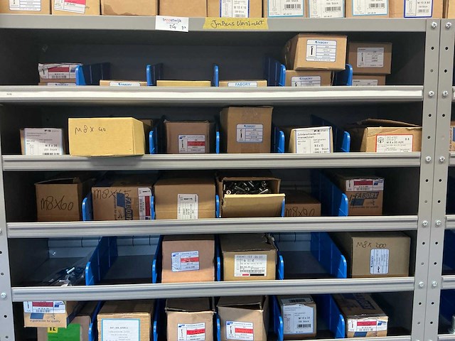 Stalen vakkenkast met fabory ringen, schroeven en bouten (7x) - afbeelding 15 van  58