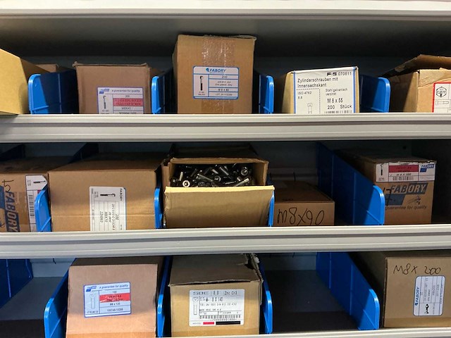 Stalen vakkenkast met fabory ringen, schroeven en bouten (7x) - afbeelding 17 van  58