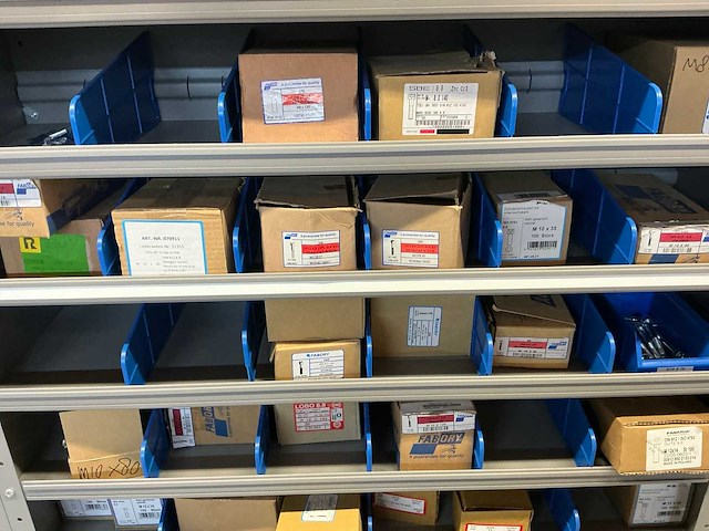 Stalen vakkenkast met fabory ringen, schroeven en bouten (7x) - afbeelding 18 van  58