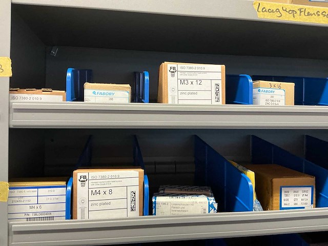 Stalen vakkenkast met fabory ringen, schroeven en bouten (7x) - afbeelding 30 van  58